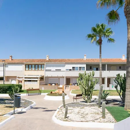 Chalet En Primera Linea De Playa * Malaga