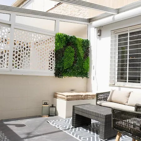 Chalet En Primera Linea De Playa Apartment Malaga